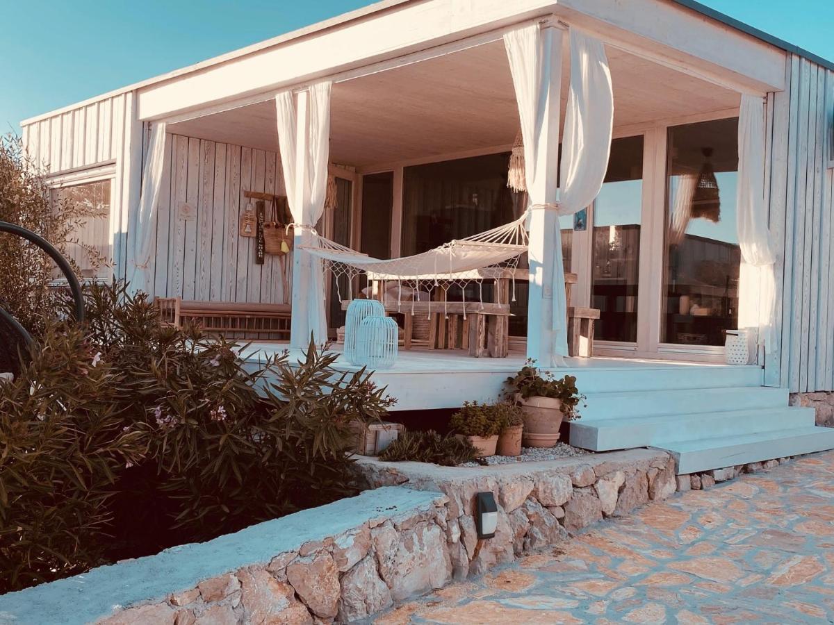 Buqez Eco Resort - Beach Villa 37 And 40 Pakostane Bagian luar foto